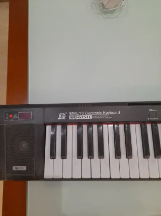 Teclado Electrónico 61 Teclas MQ-615TL