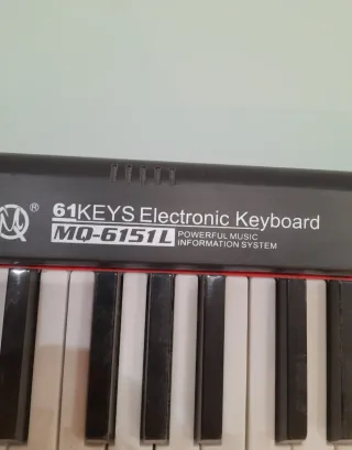 Teclado Electrónico 61 Teclas MQ-615TL