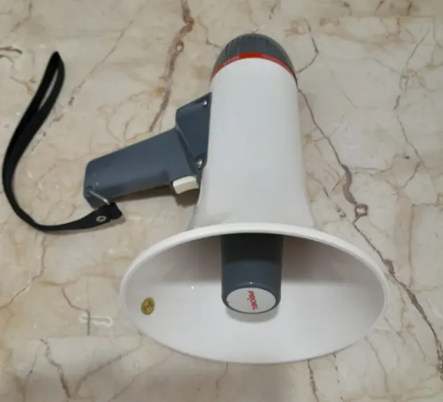 Megáfono PROEL MEG 8....NO ENVÍO