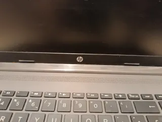 Ordenador portátil HP 255 G7 Negro/Gris+Webcam