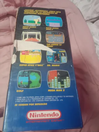 Consola Nintendo NES con caja