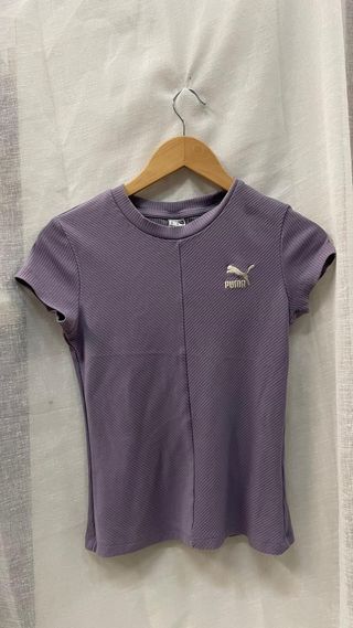 Camiseta deportiva Puma lila