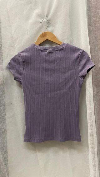 Camiseta deportiva Puma lila