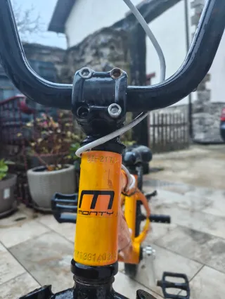Bicicleta BMX Monty
