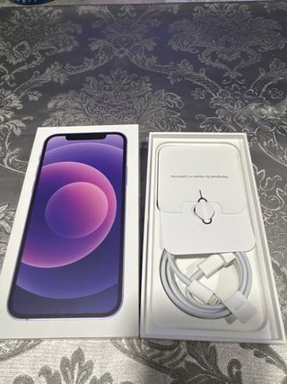 iPhone 12 Morado