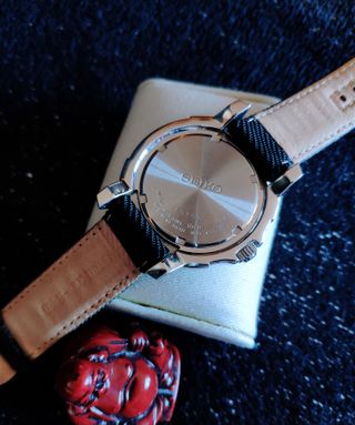 Reloj Seiko Negro y Plateado