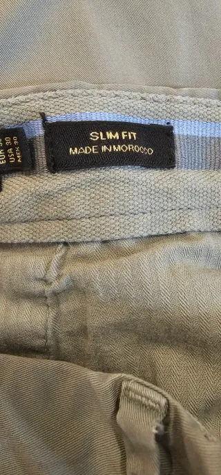 Pantalón chino Massimo Dutti verde oliva