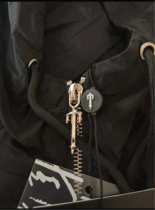 Corta Vento Trapstar M com etiqueta