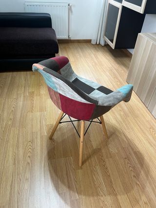 Mesa cristal y 6 sillas patchwork