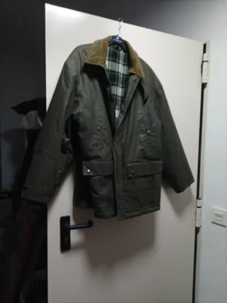 Chaqueta de caballero verde.