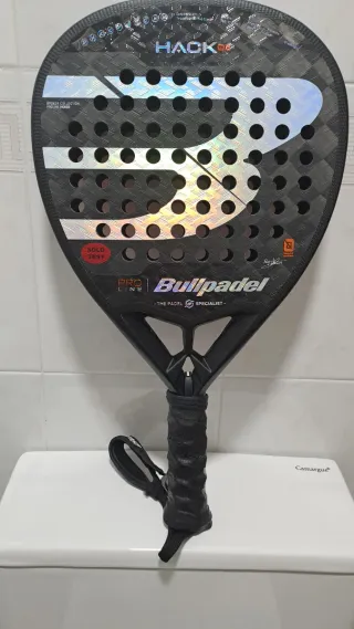 Pala Bullpadel Hack 03 Usada 2 veces.