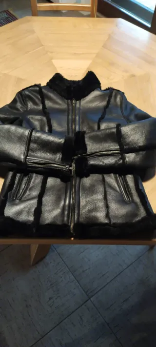 Giacca VERA pelle, made in Italy. Marca Shearling