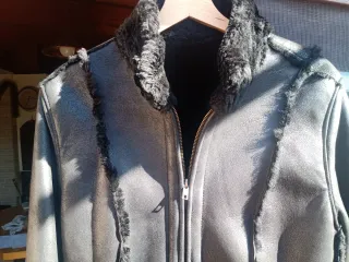 Giacca VERA pelle, made in Italy. Marca Shearling