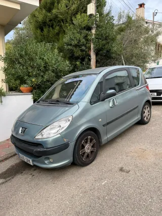 Peugeot 1007 2005