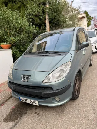 Peugeot 1007 2005