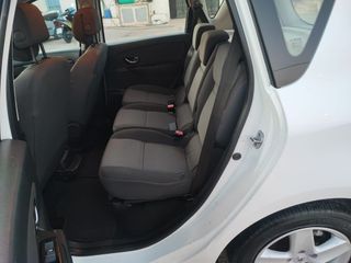 Renault Scenic Expression 1.5 dCi 95