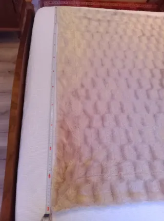 Manta calentita beige suave 160x120 cm
