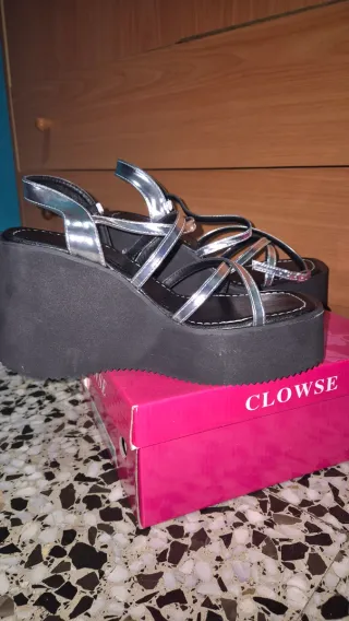 Sandalias Plataforma Plata y Negro