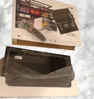 Tesla TV 24 Android TV 11 12V/240V WiFi