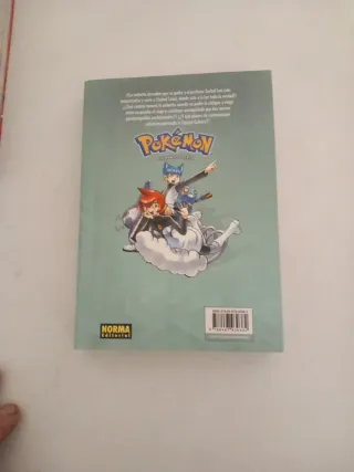 Pokémon. 2 cómics + un álbum de regal. Idioma: cas