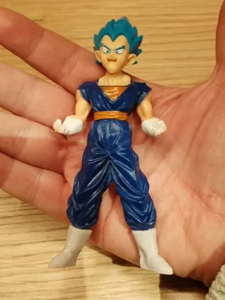 Vegito Super Saiyan Blue 12cm