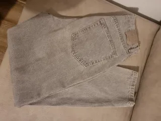 Pantalón Pull&Bear gris