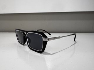 Occhiali da sole Louis Vuitton neri e argento