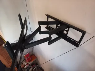 TV LG 50 Plasma con soporte de pared