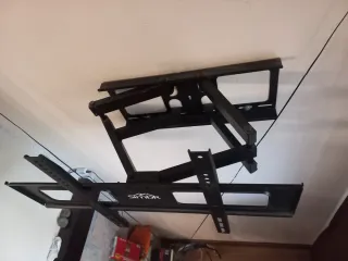 TV LG 50 Plasma con soporte de pared