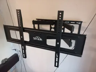 TV LG 50 Plasma con soporte de pared