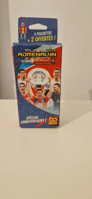 Caja 5 sobres Adrenalyn XL 2021-22