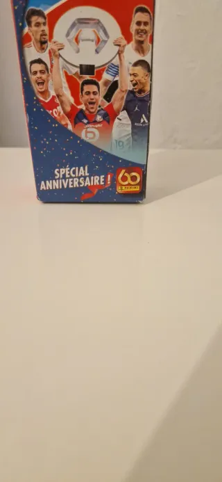 Caja 5 sobres Adrenalyn XL 2021-22