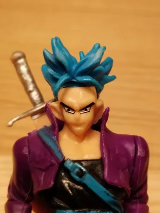 Action Figure Trunks Super Saiyan 12cm