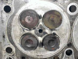 119932 221004x300 culata kia carnival 2.9 cdri ex