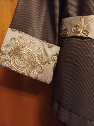 Vestido mujer fiesta marrón y dorado