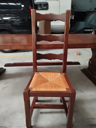 Mesa de roble macizo y sillas para txoko