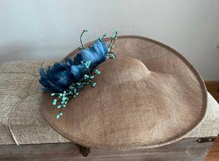 Pamela azul y turquesa hecha a mano