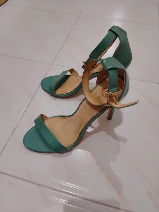 Sandalias de tacón verde azulado