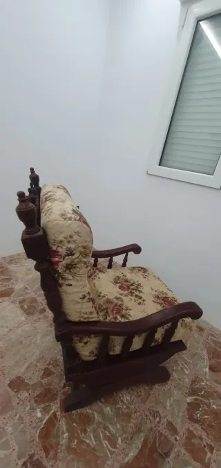 Sillón Mecedora Antiguo Tapizado Floral