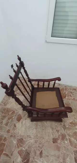 Sillón Mecedora Antiguo Tapizado Floral