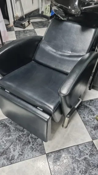Sillón de peluquería con lavacabezas