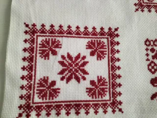 Funda cojín punto de cruz