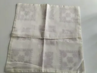 Funda cojín punto de cruz