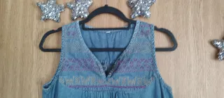 Vestido vaquero con bordado