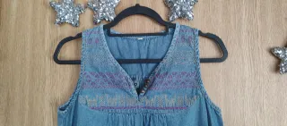 Vestido vaquero con bordado