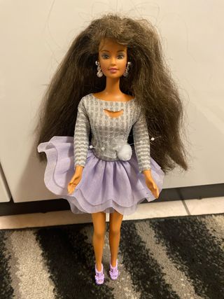 Barbie Teresa con vestito viola e argento