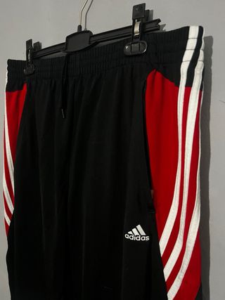Chándal Adidas Negro y Rojo