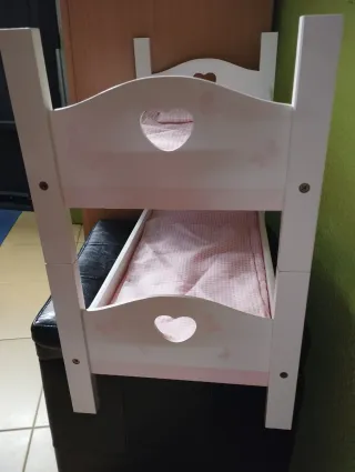 Literas o camitas de madera de juguete