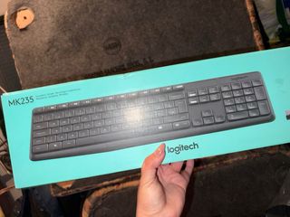 Logitech MK235 Teclado y Ratón Inalámbrico