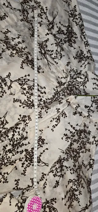 Blusa crema lazo estampado marrón talla única